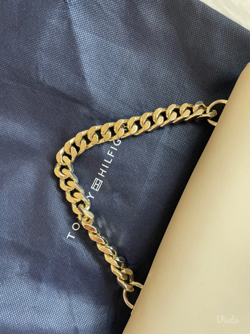 Tommy Hilfiger torbica