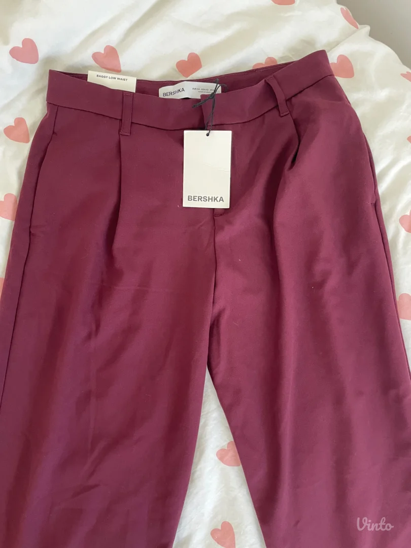 Bershka nove pantalone