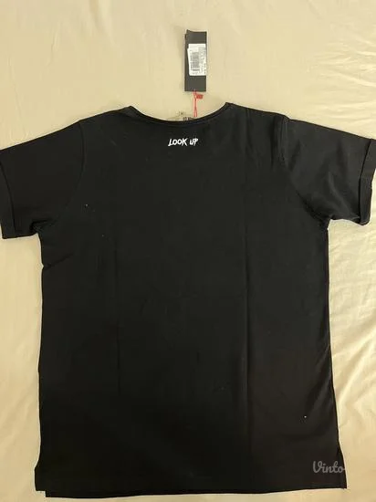 Look up zenska majica nova