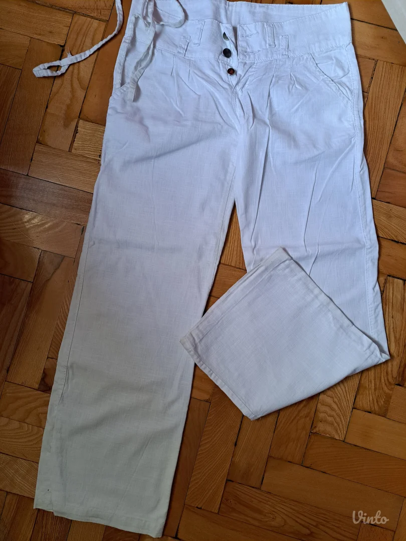 Bele lanene pantalone