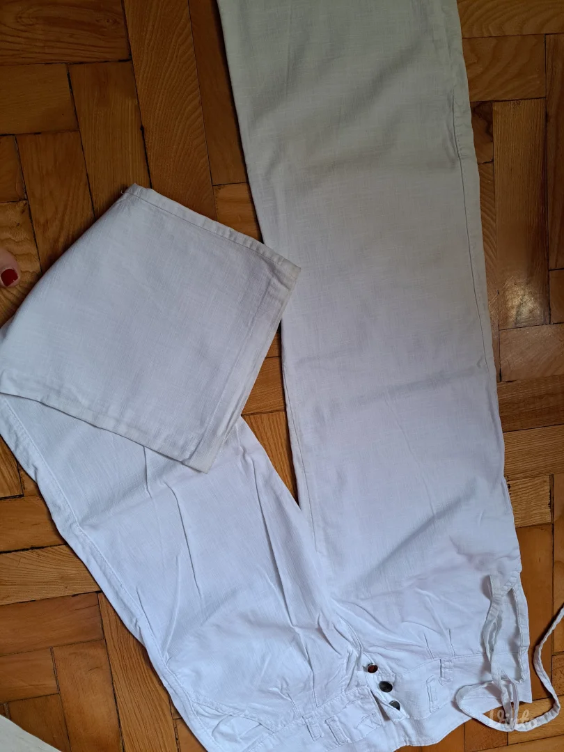 Bele lanene pantalone
