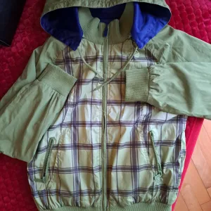 Šuškava jakna sa dva lica novo