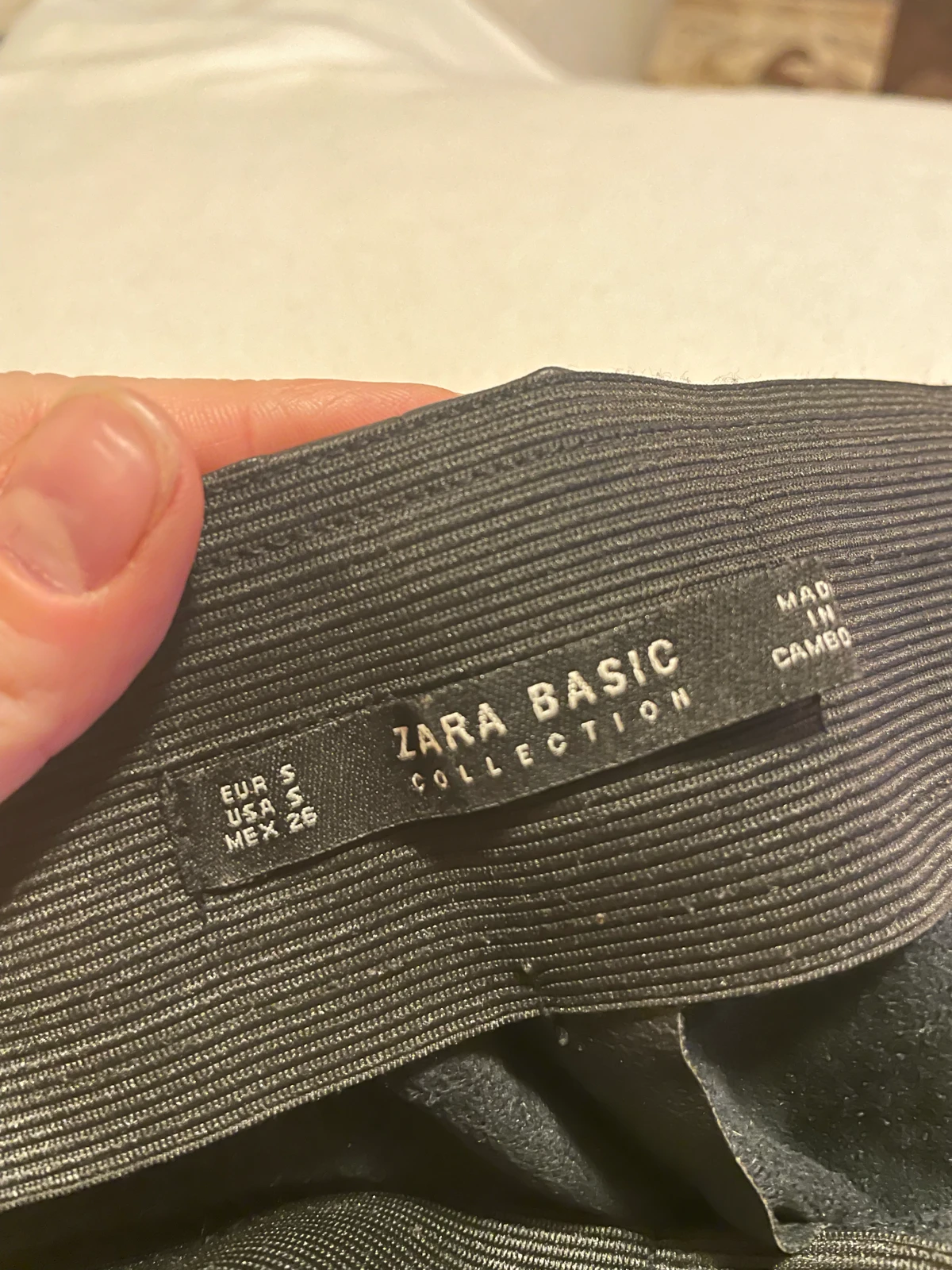 ZARA kozne pantalone