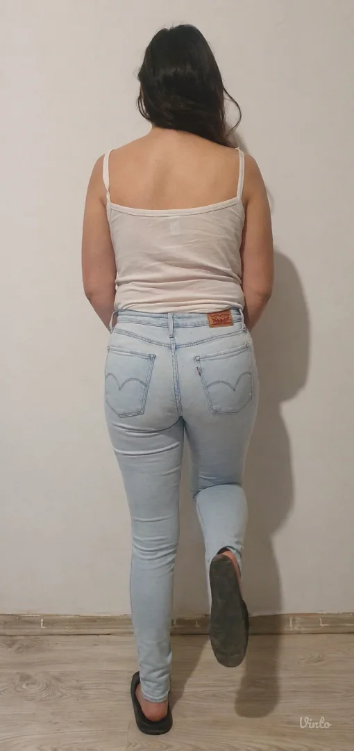 Levis 721 high rise skinny w27