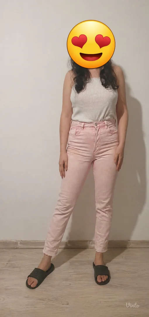 H&M Divided pink farmerice