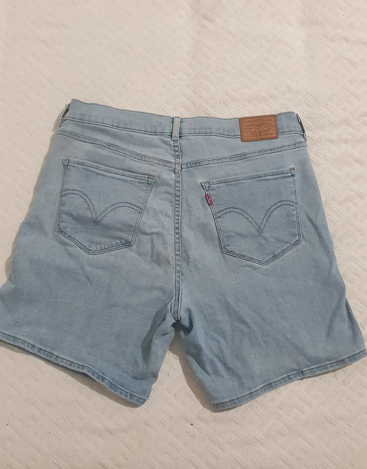 Levis kratke bermude/sorc w29 (classic shorts)