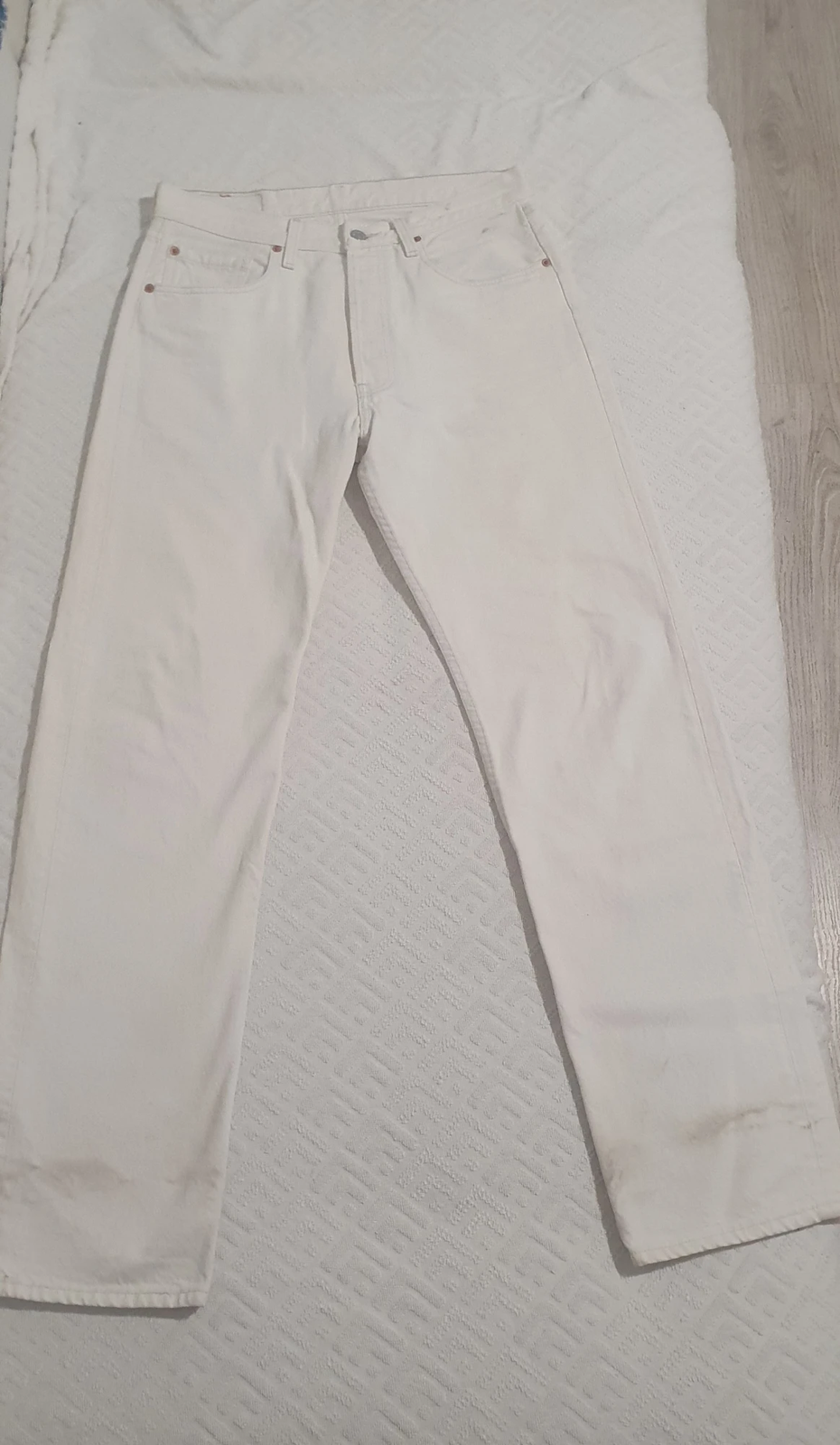Levis 501 bele farmerice br.40