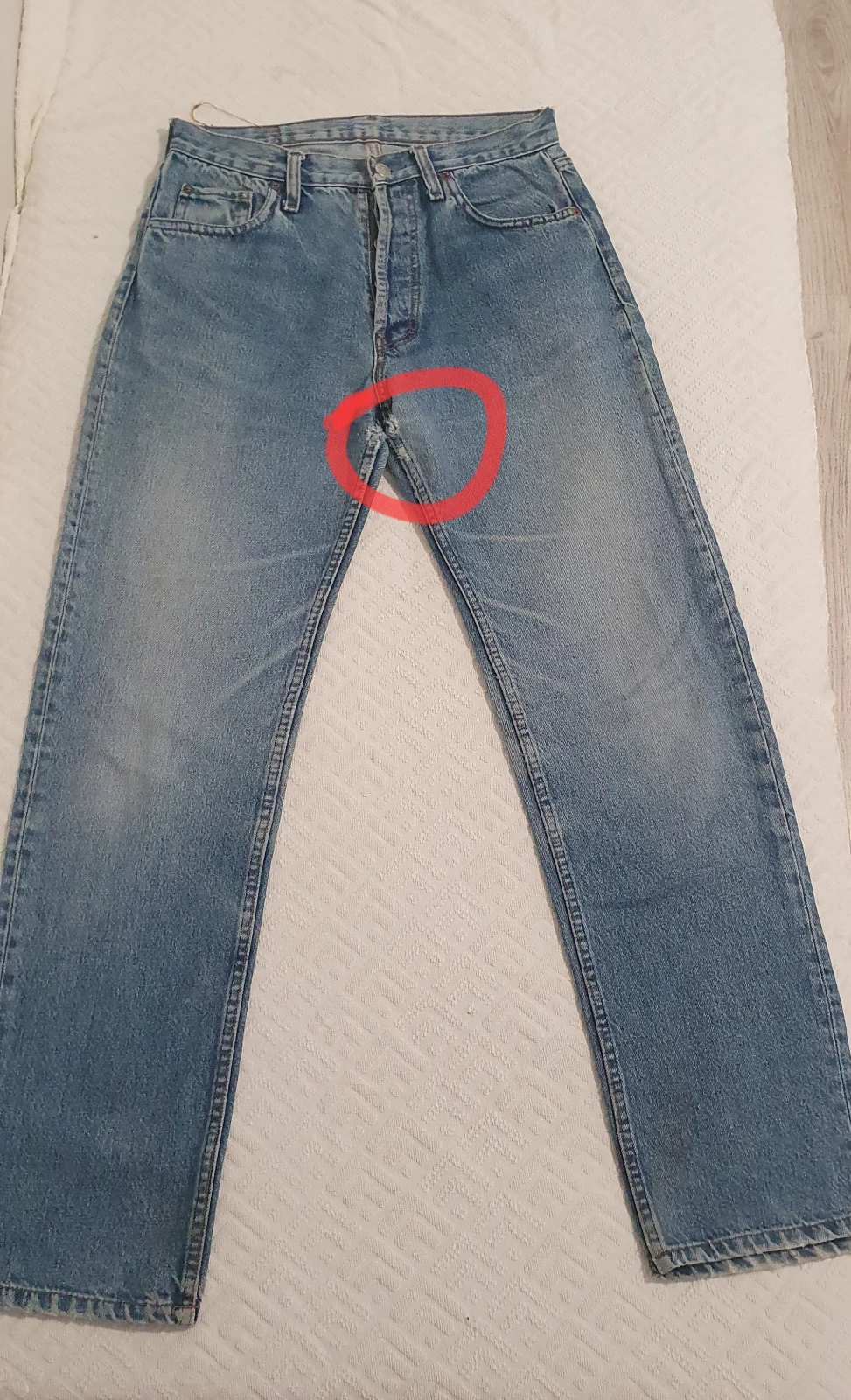 Levis 501 vintage w28 ili br.36