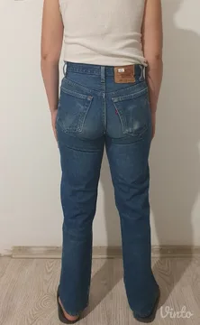 Levis 501 w31 malo mi velike