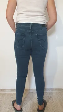Levis 720 skinny w27 (br.36) farmerke