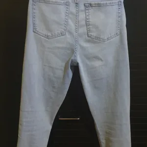 Sinsay br38 farmerice visoki struk skinny