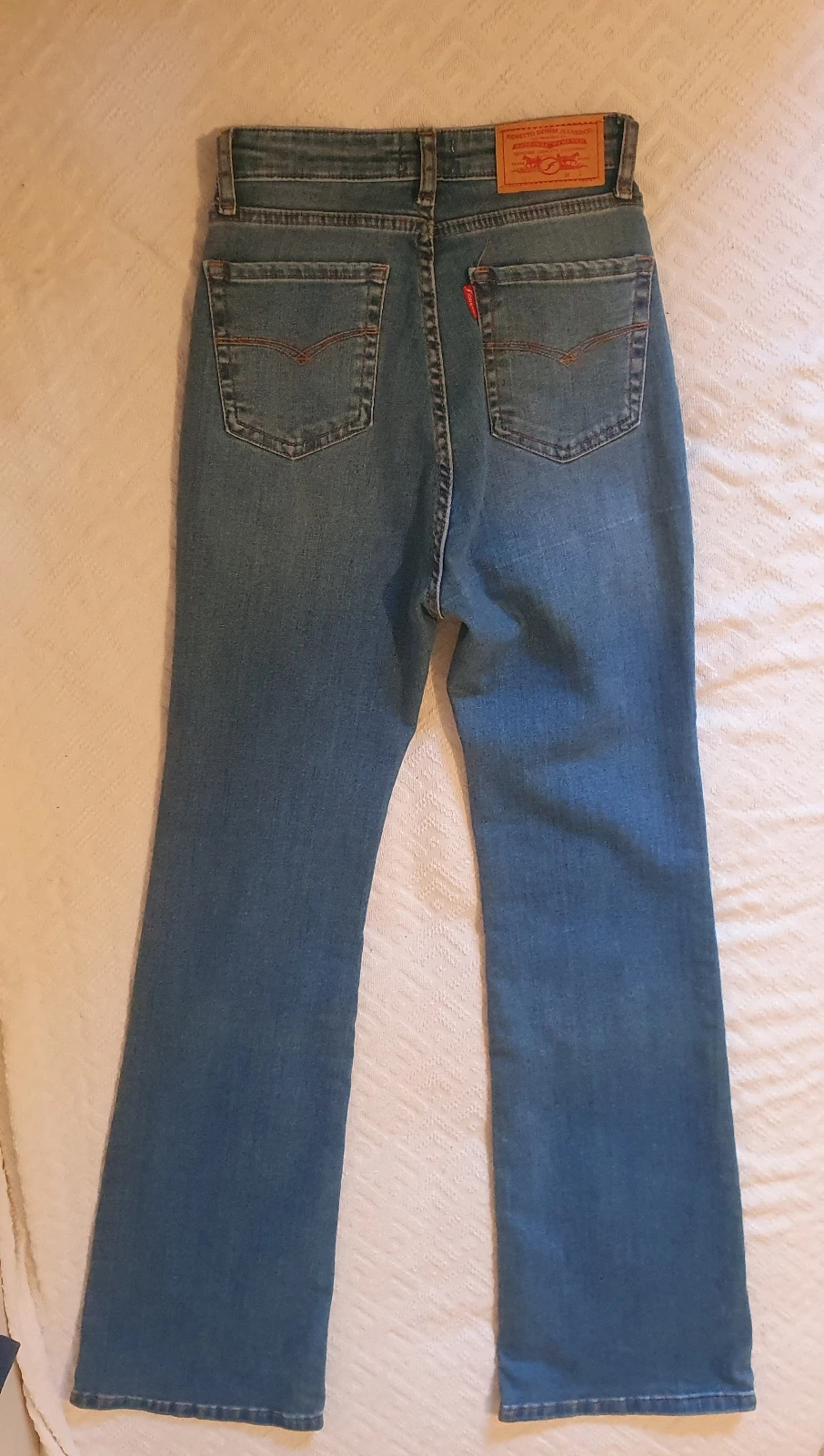 Fioretto w28 zvonarice farmerice