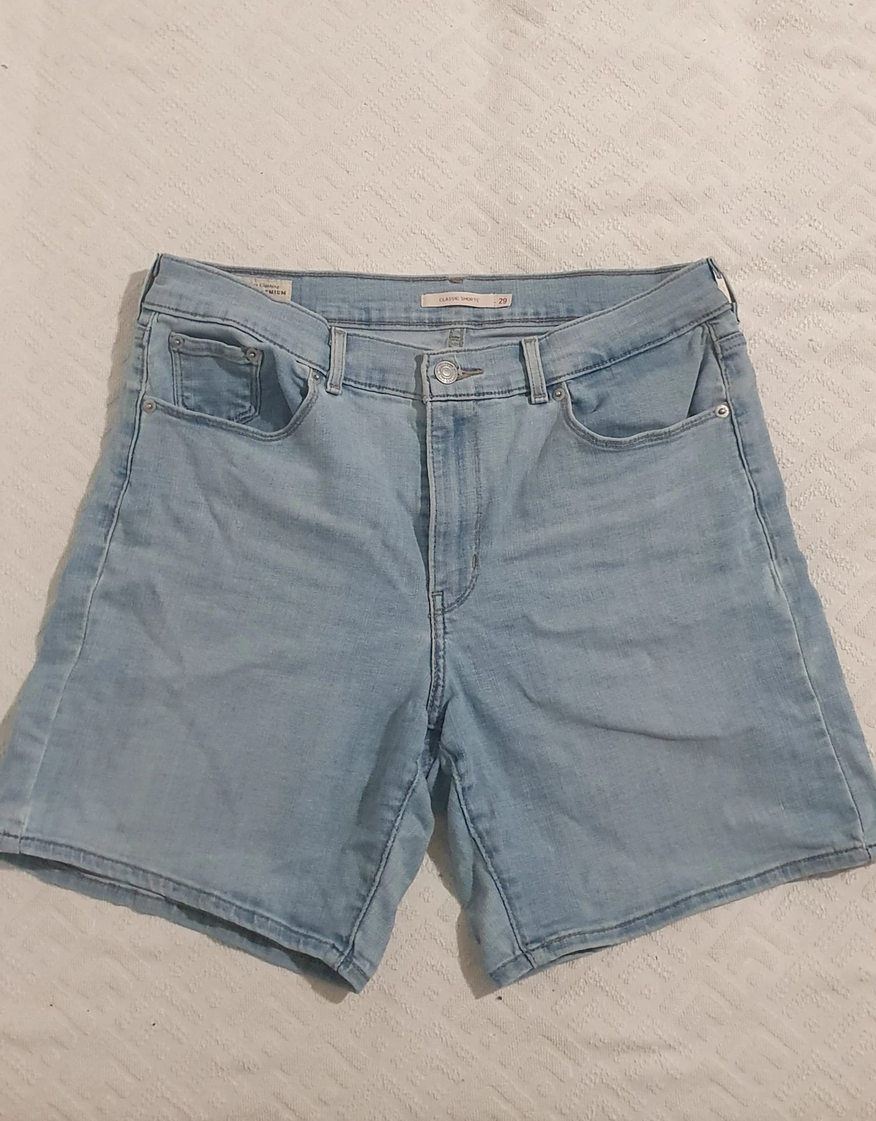 Levis kratke bermude/sorc w29 (classic shorts)