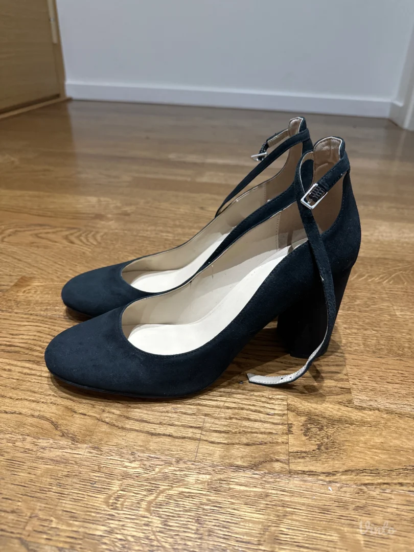 Marc Fisher sandale broj 41