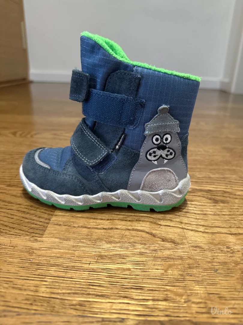 Nepromočive super fit čizmice broj 25