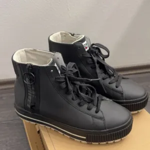 Tommy Hilfiger zenske duboke patike