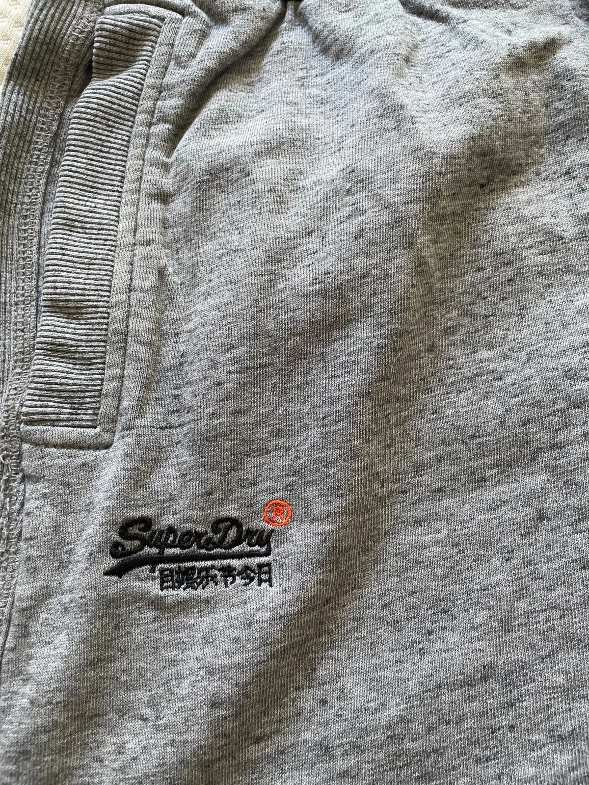 SUPERDRY muski sorts nov original