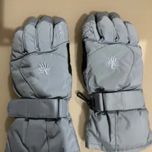 skijaske zenske rukavice