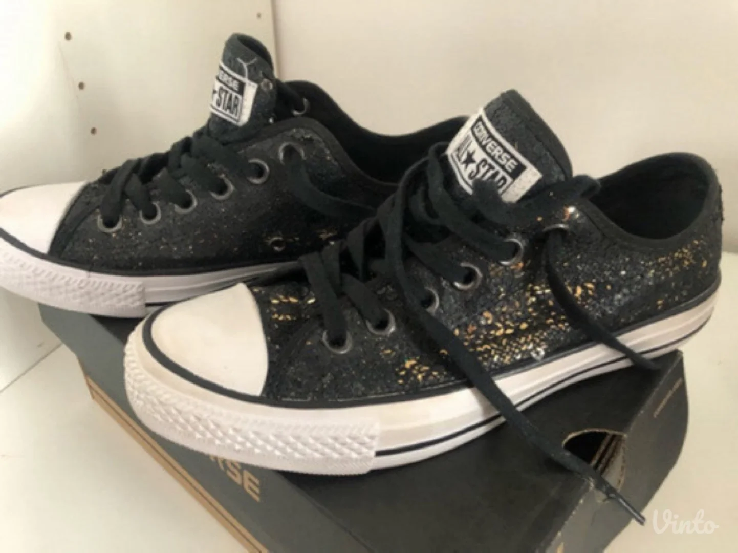 Converse crne patike