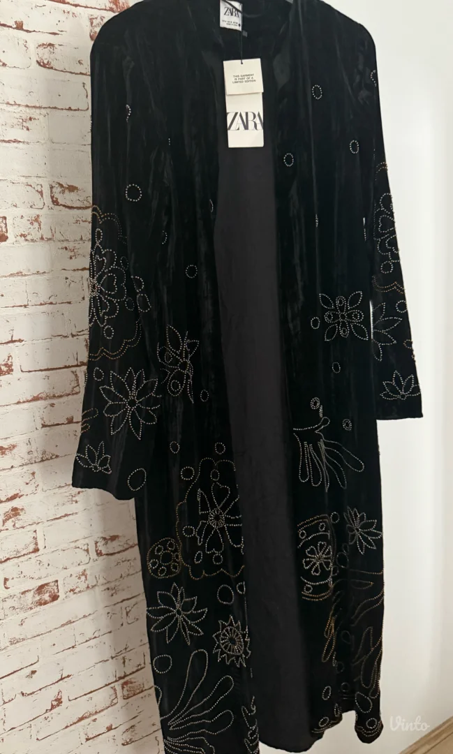 Zara plisani kaftan, nov