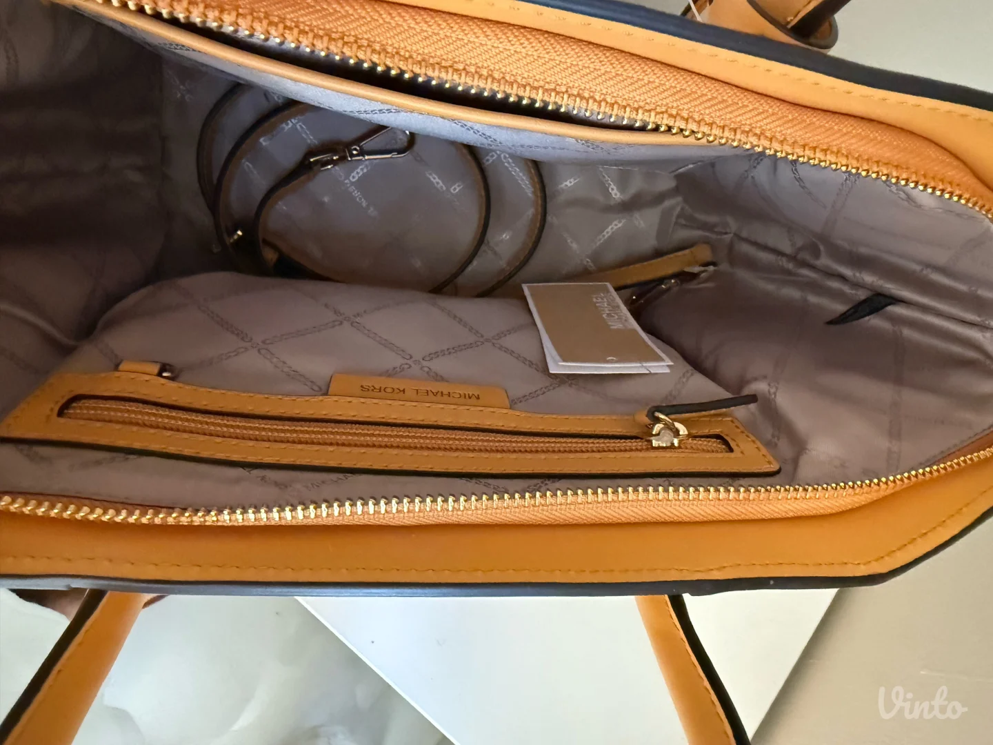 Michael Kors kozna torba