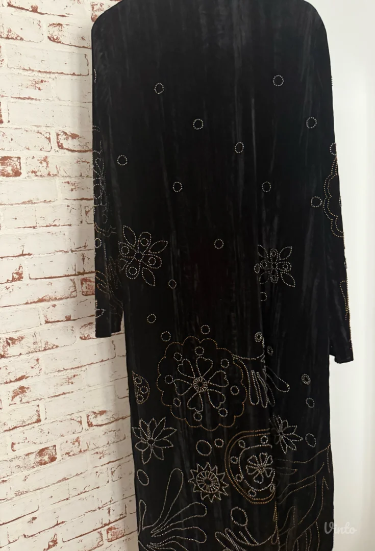 Zara plisani kaftan, nov