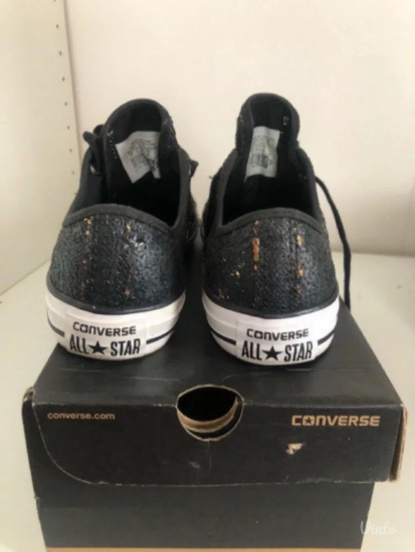 Converse crne patike