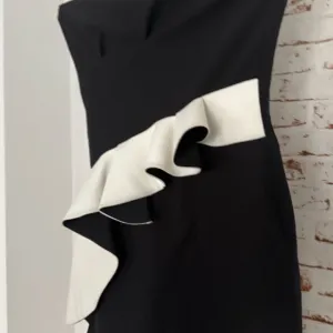 Zara crno bela haljina