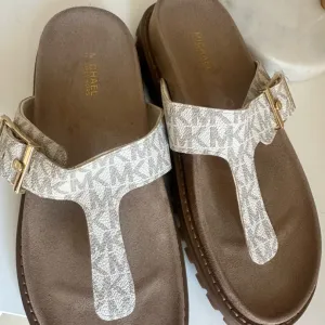 Michael Kors kozne papuce