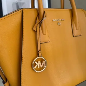 Michael Kors kozna torba