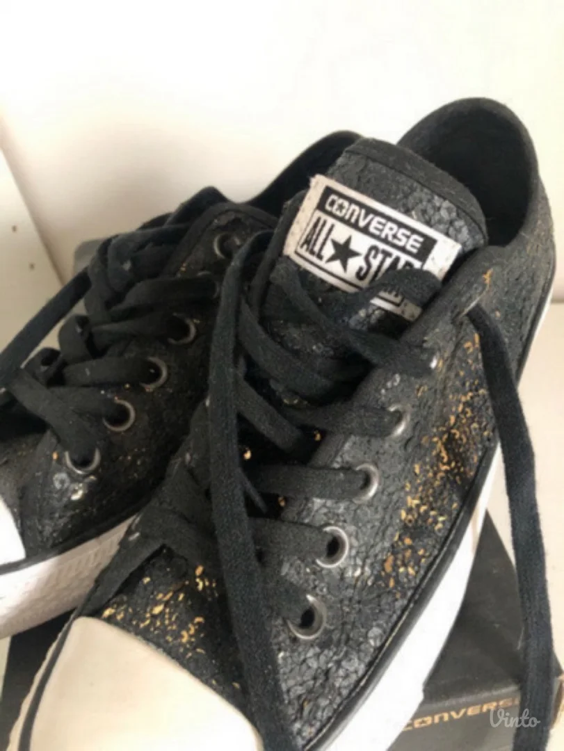 Converse crne patike