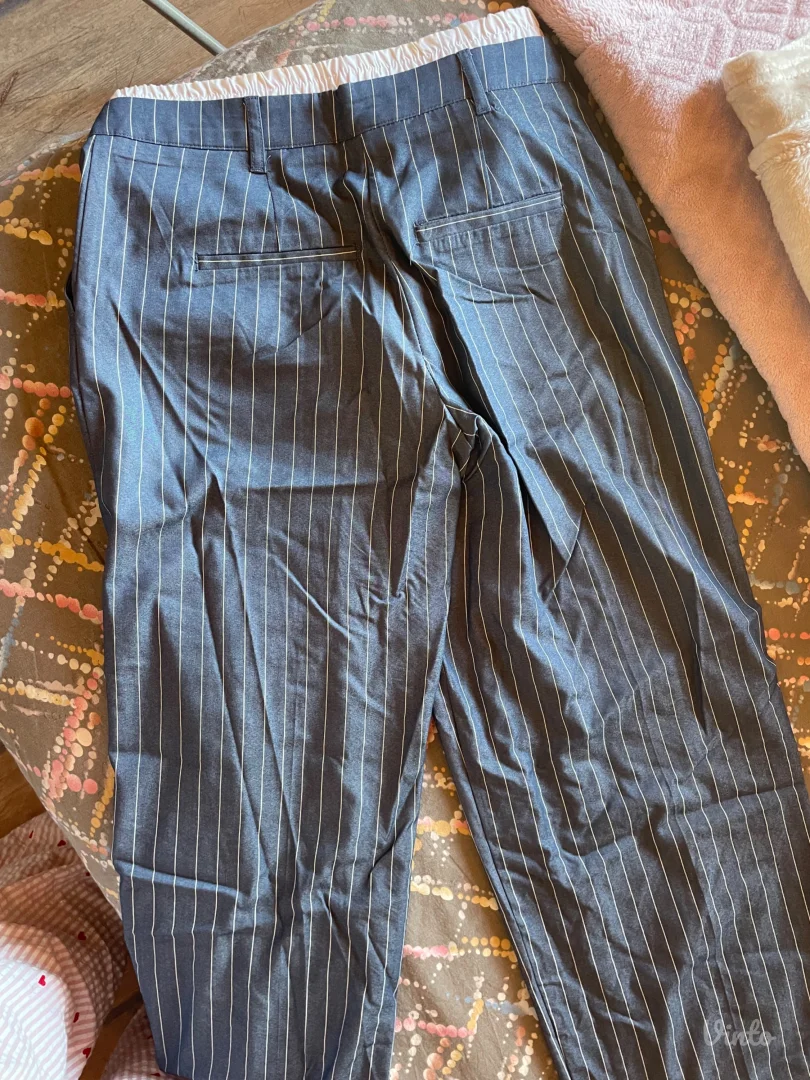 bershka pantalone