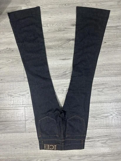 Nove Iceberg farmerke