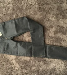 ZARA nove farmerice sa etiketom