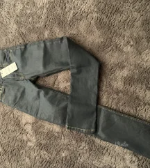 ZARA nove farmerice sa etiketom