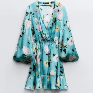 Zara cvetna satenska haljinica