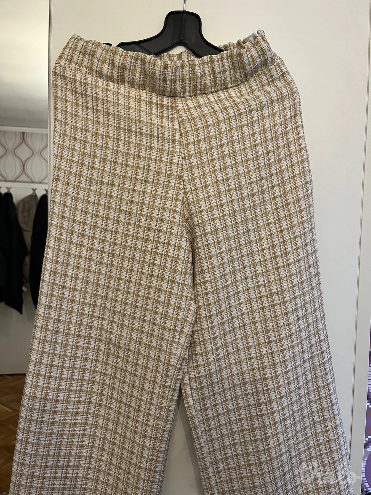 Komplet - pantalone i duks