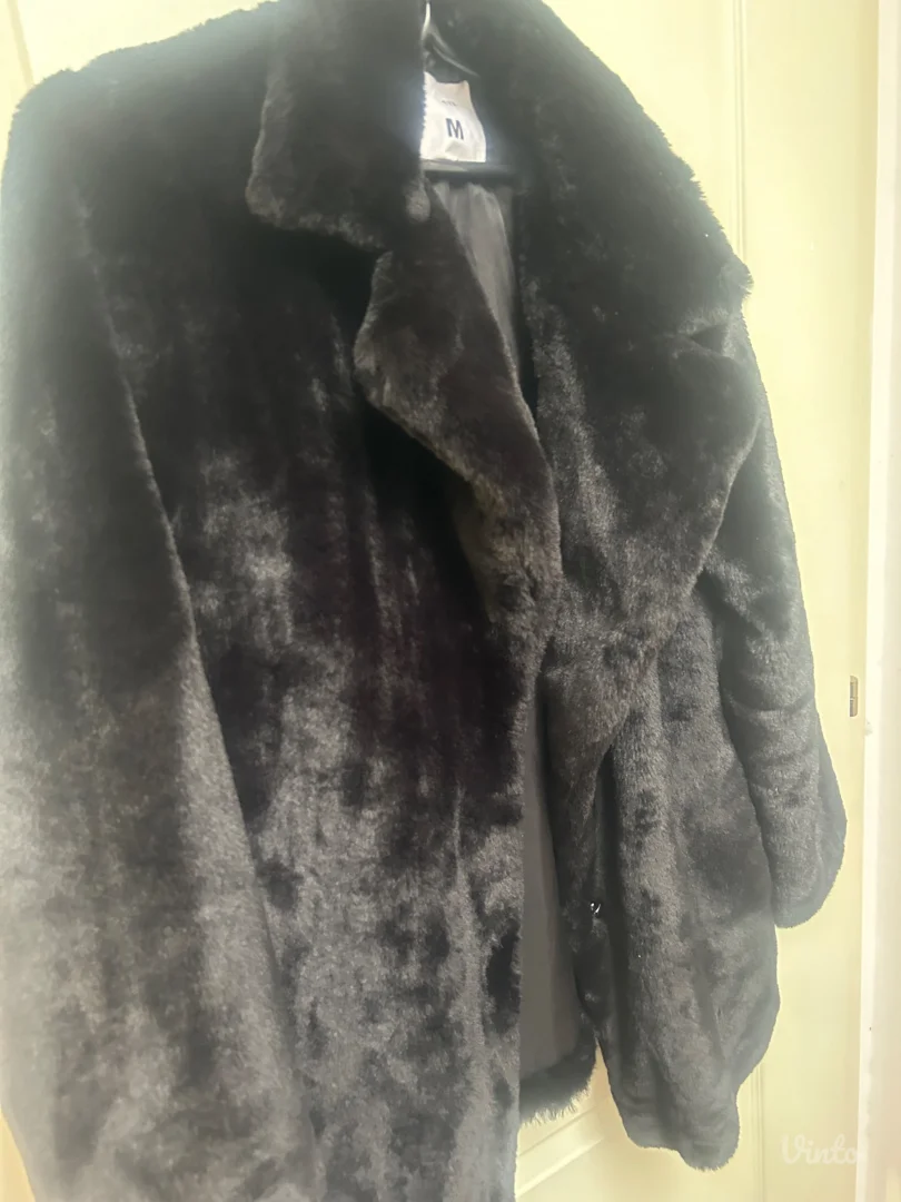 Teranova- crna bundica