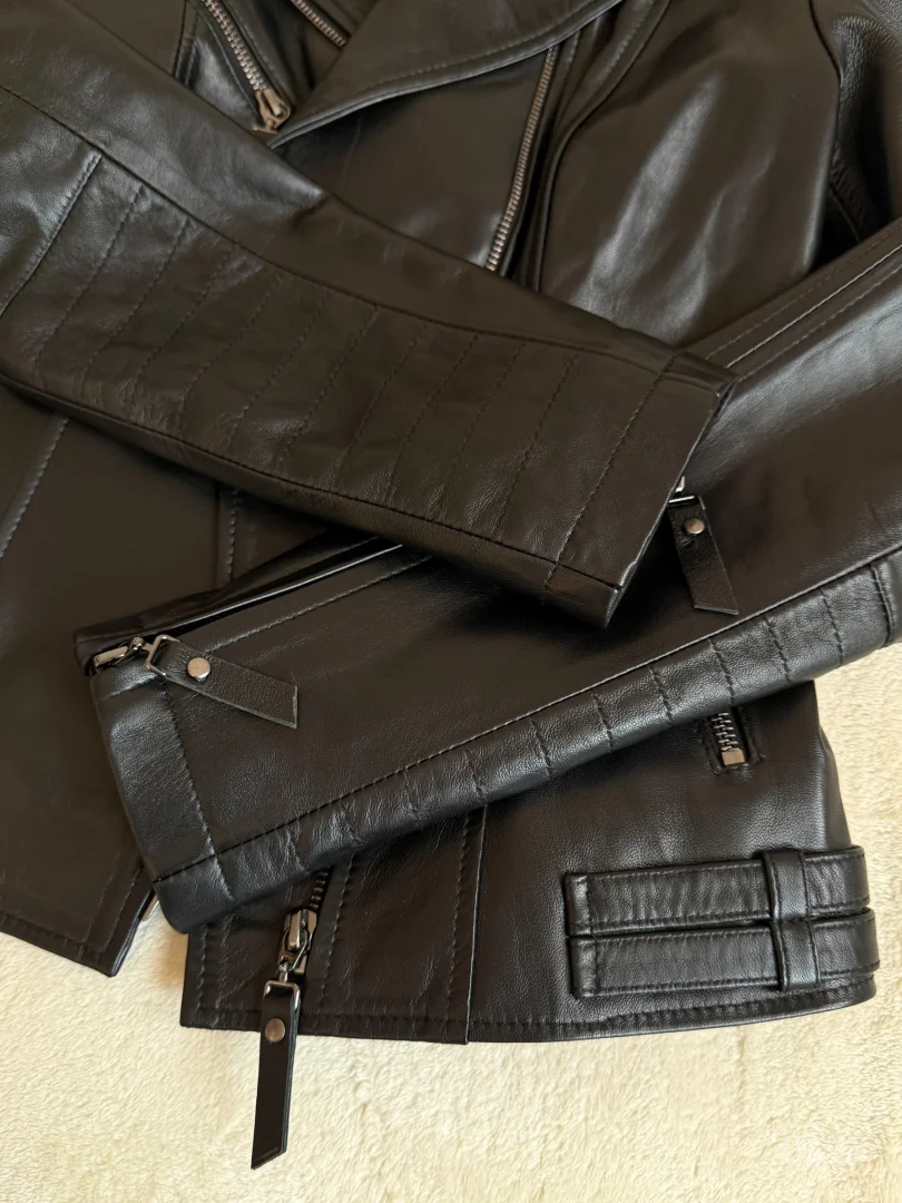 Ženska jakna od prirodne kože