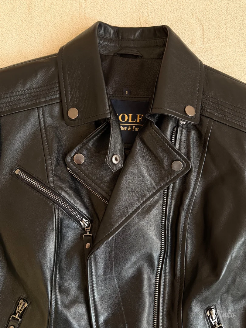 Ženska jakna od prirodne kože