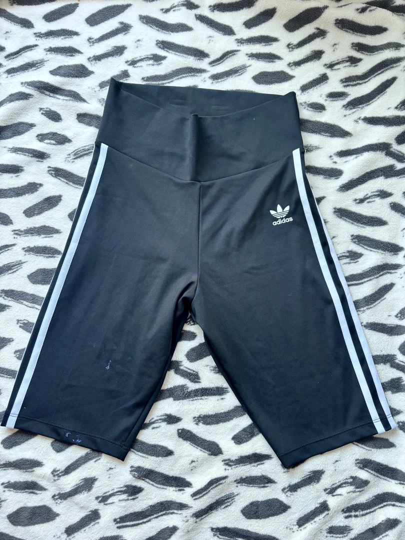 Adidas biciklističke