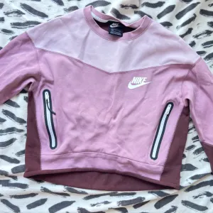 Nike crop duks