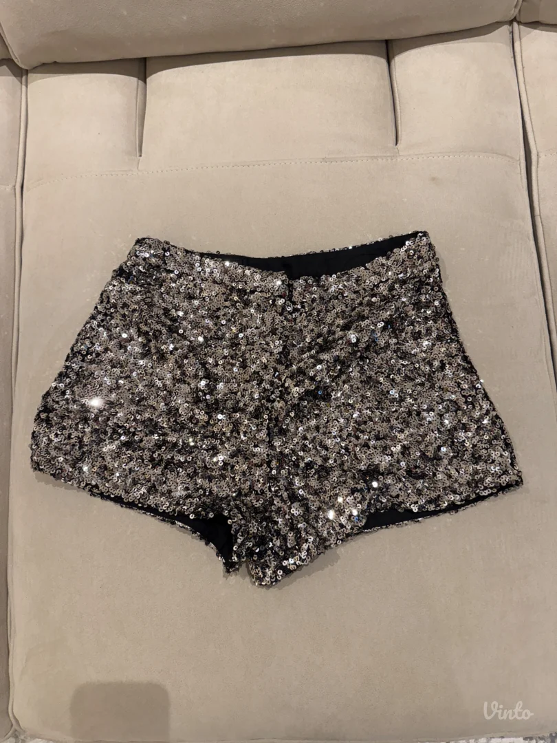 Zara sljokicavi sorts