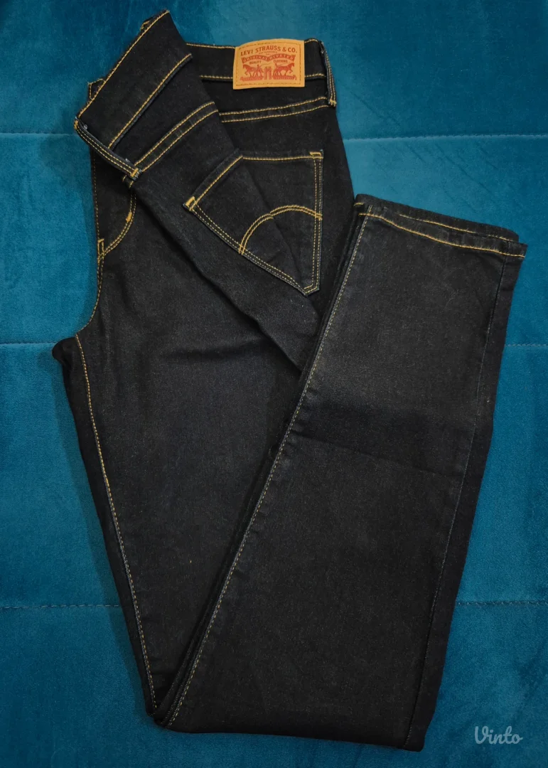 Levis-311 shaping skinny farmerke