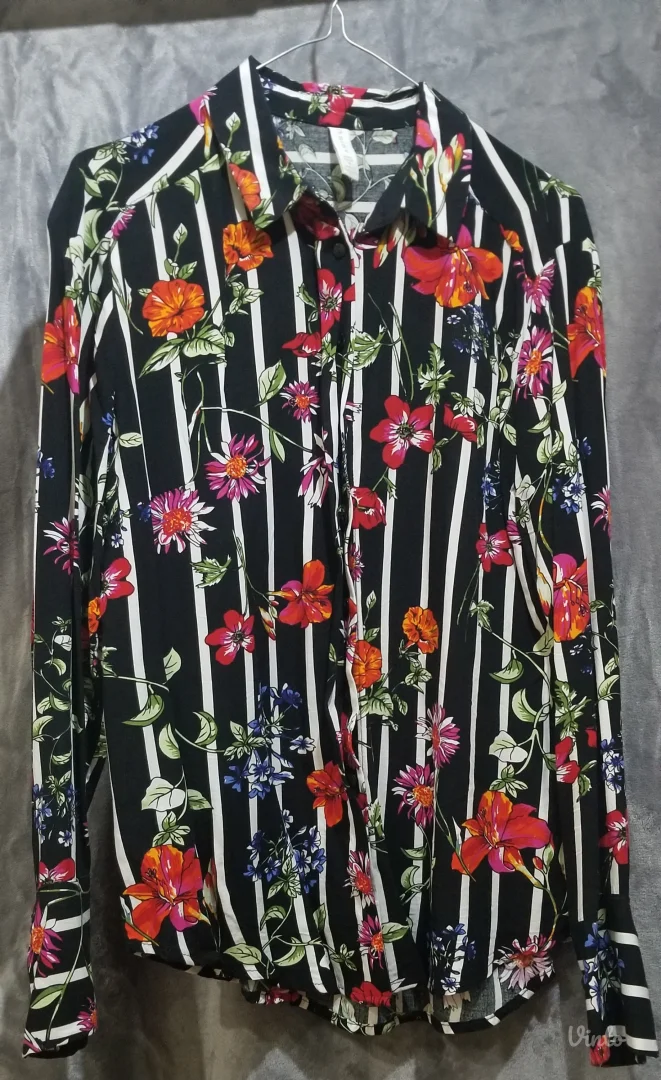 Crna cvetna Amisu košulja