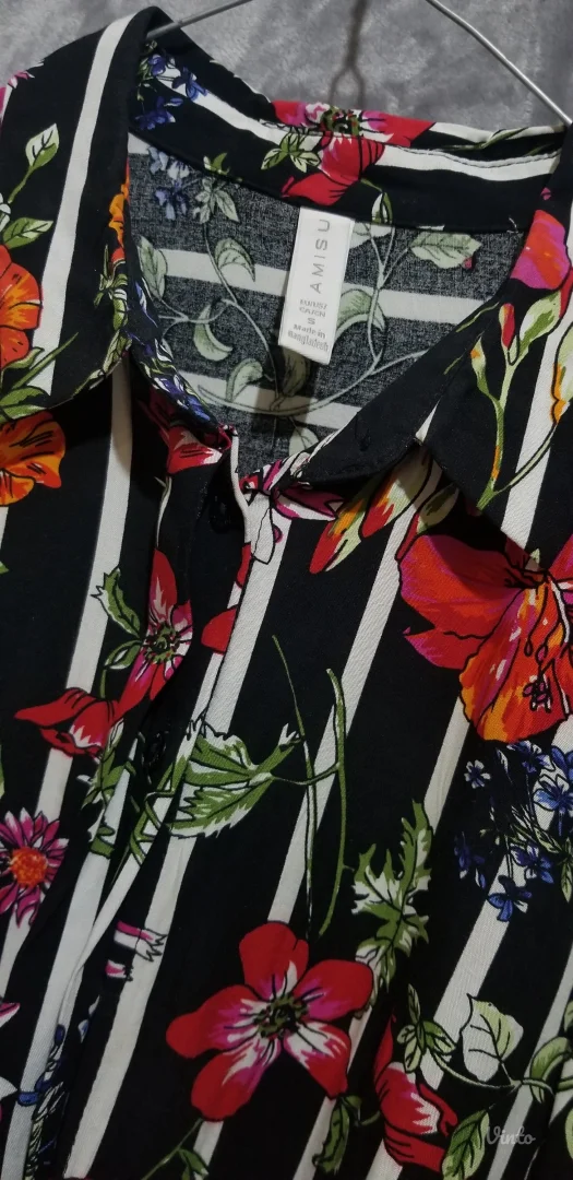 Crna cvetna Amisu košulja