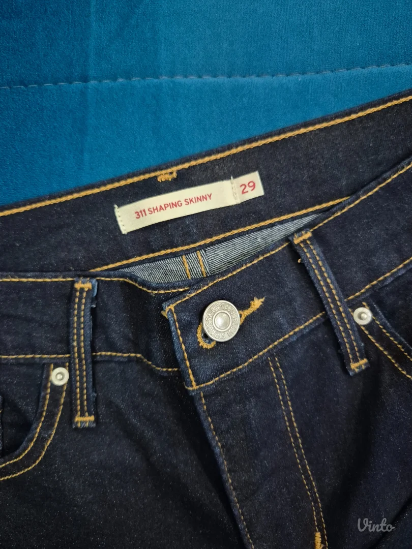 Levis-311 shaping skinny farmerke