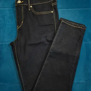 Levis-311 shaping skinny farmerke