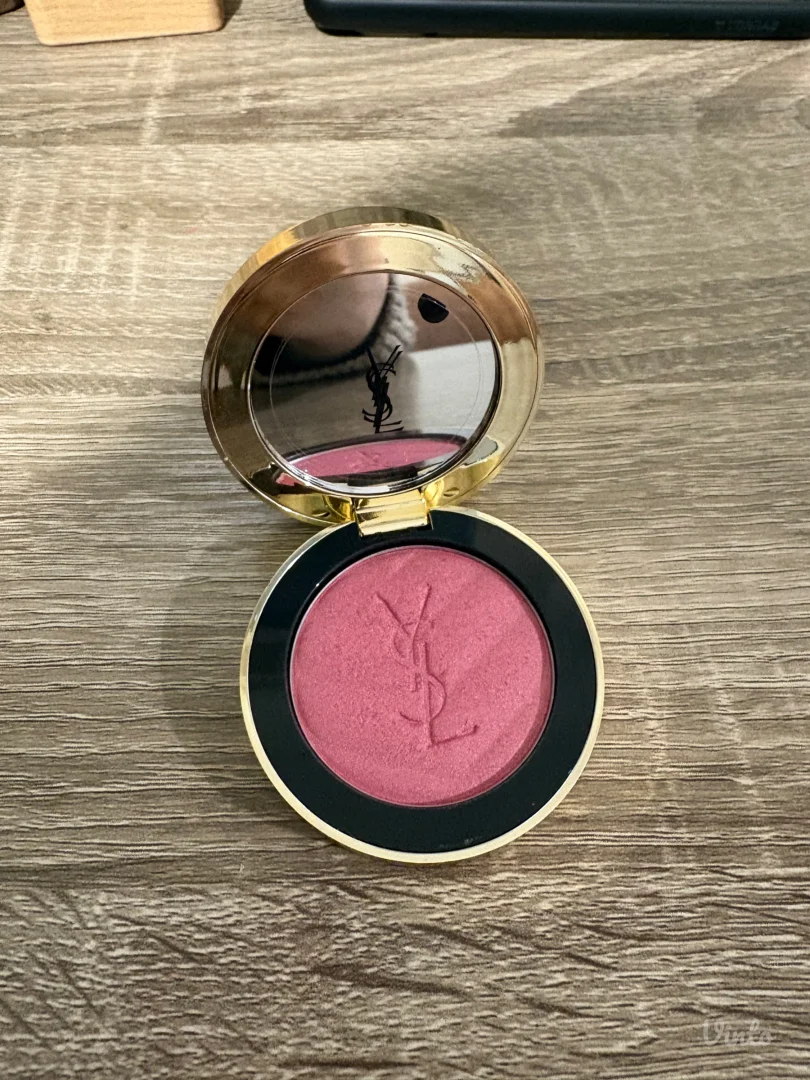 Ysl rumenilo 44