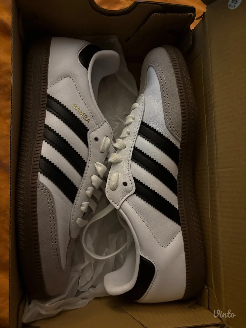 Adidas samba